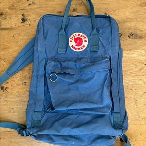 Fjallraven Kanken 17” Laptop Backpack Graphite